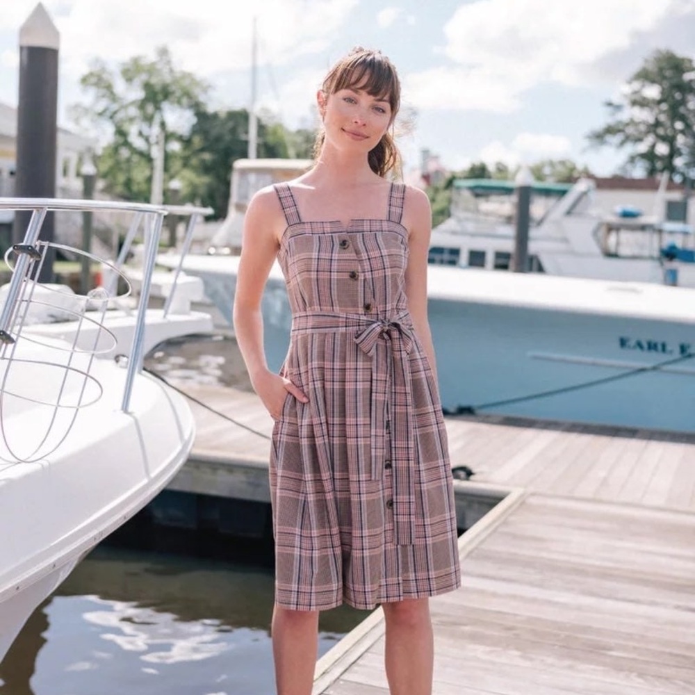 Gal meets glam dress